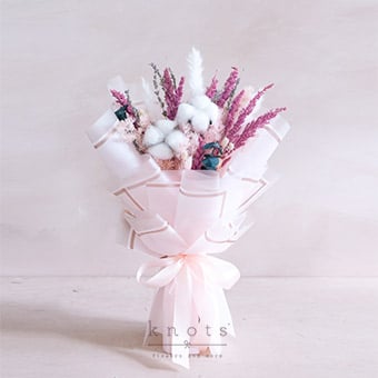 Prim (Dried Flowers Bouquet)
