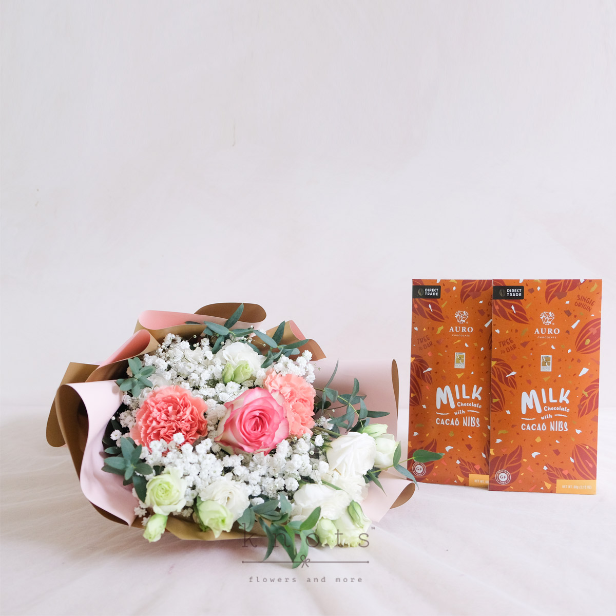 Sweet Sign (Roses Bouquet w/ Chocolates)