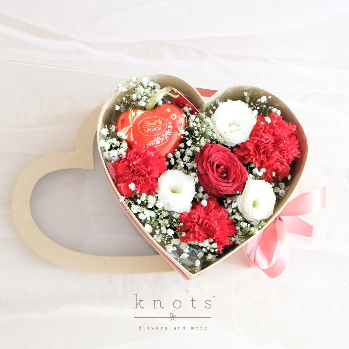 Sweetest Heart (Flowers & Chocolates)
