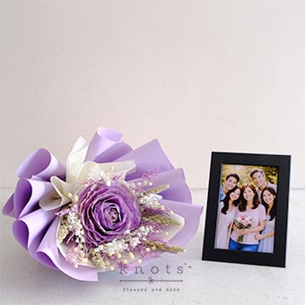 Forever Memories (Dried Flower Bouquet with Gift)