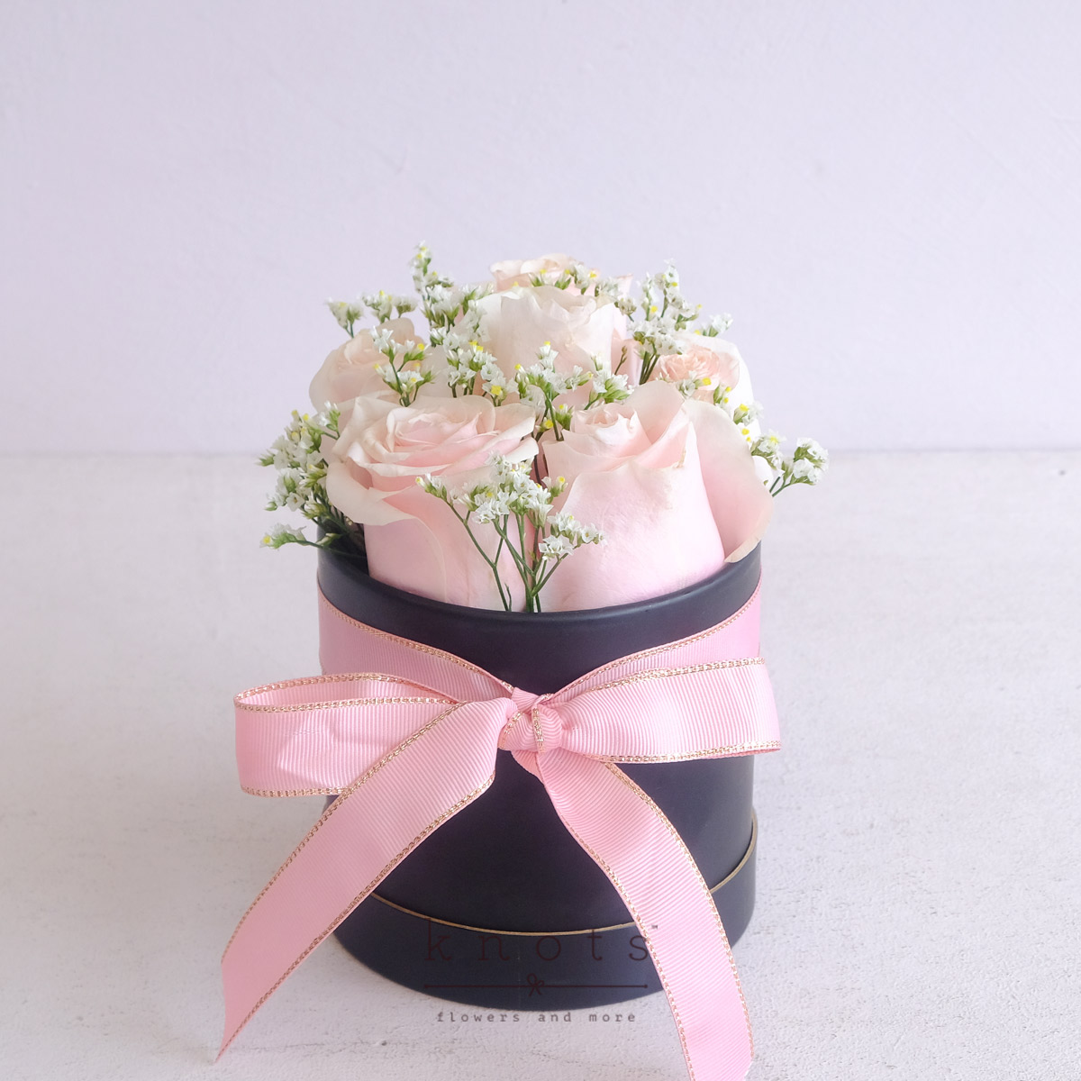 Delicate Love (Pink Ecuadorian Roses)