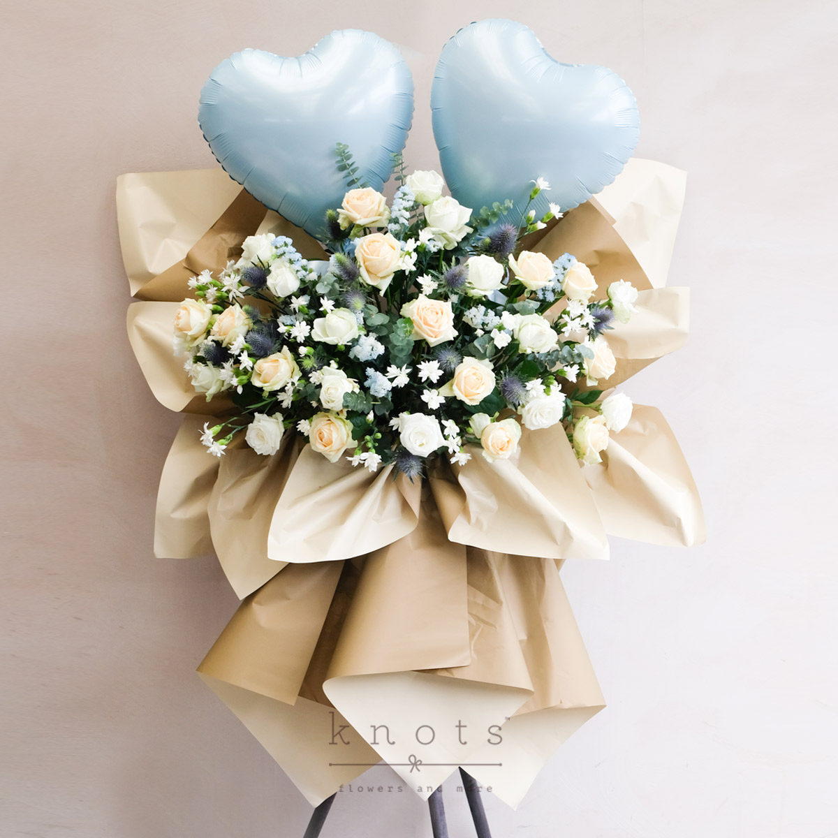 Currents of Fortune (Congratulatory Flower Stand) 