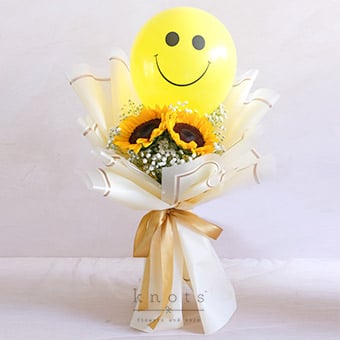Smile For Me (Sunflowers & Balloon Bouquet)