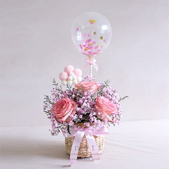 Sweet Moon Love (Pink Roses & Balloon Arrangement)