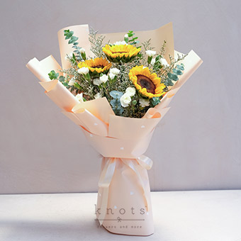 Rays of Love (3 Sunflower Bouquet)