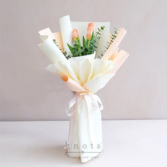 Zoella (Orange Tulips Bouquet)