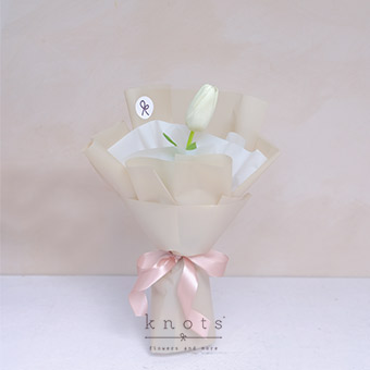 Divine (White Tulip Bouquet)