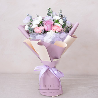 Sweet Dance (Purple Rose Bouquet)