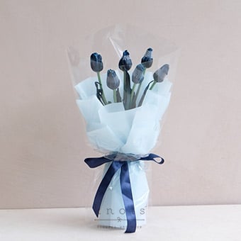 Melpomene (Dark Blue Tinted Tulips Bouquet)