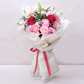 Sweet Serenade (Roses & Gerbera Bouquet)