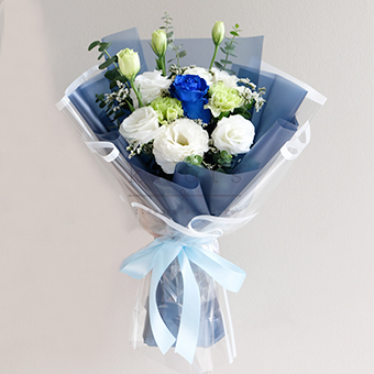 A Moonlit Wish (Blue Ecuadorian Roses Bouquet)
