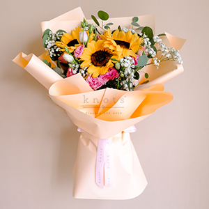 Bubbly (Sunflower Bouquet)