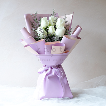 Vivacious Tender (White China Roses Bouquet)