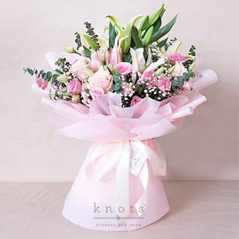 Connection of Love (Roses & Lilies Bouquet)