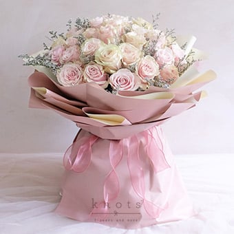 Bella Amare (Pink Ecuadorian Roses Bouquet)
