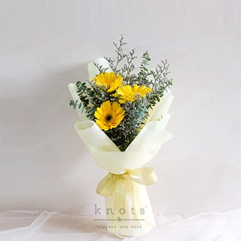 Summer Smiles (Yellow Gerbera Bouquet)