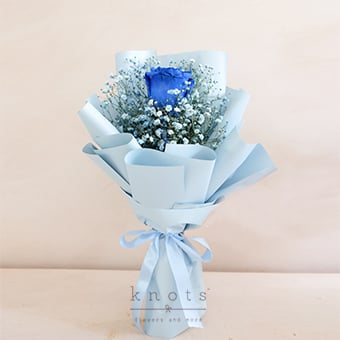 Dominique (Blue Ecuadorian Rose Bouquet)