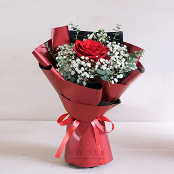 Amarla (Ecuadorian Red Rose Bouquet)