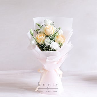 Dreams from the Heart (China Roses Bouquet)