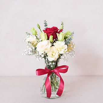 Dazzling Enchantment (Red Ecuadorian Rose Arrangement)
