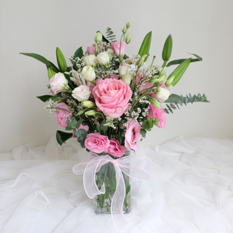 Quinn (Pink Lilies & Ecuadorian Rose Arrangement)