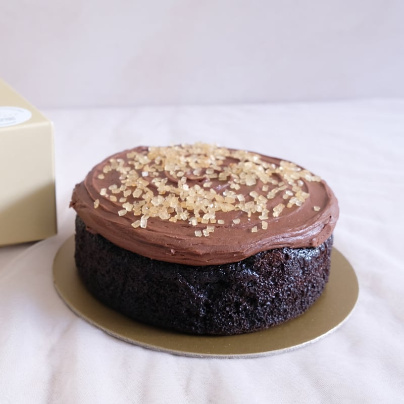 Salted Caramel Chocolate Cake 6 inches
