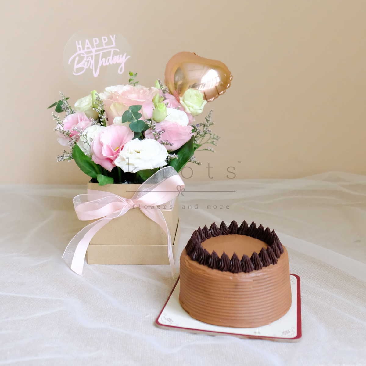 Heart Flutter (Boxed Arrangement with Cake)