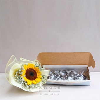 Burst of Sweetness (Flower Bouquet and Crinkles)