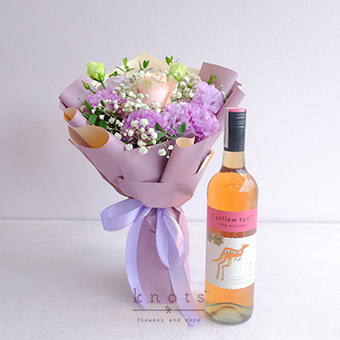 Dion (Pink Rose Bouquet w/ Wine)