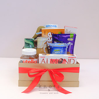 Munch Mix (Gourmet Hamper)