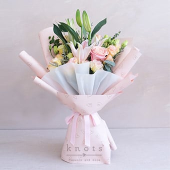 Gorgeous Touch  (Pink Lily and Rose Bouquet)