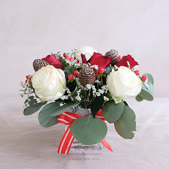 Yuletide Greetings (Red & White Roses Arrangement)